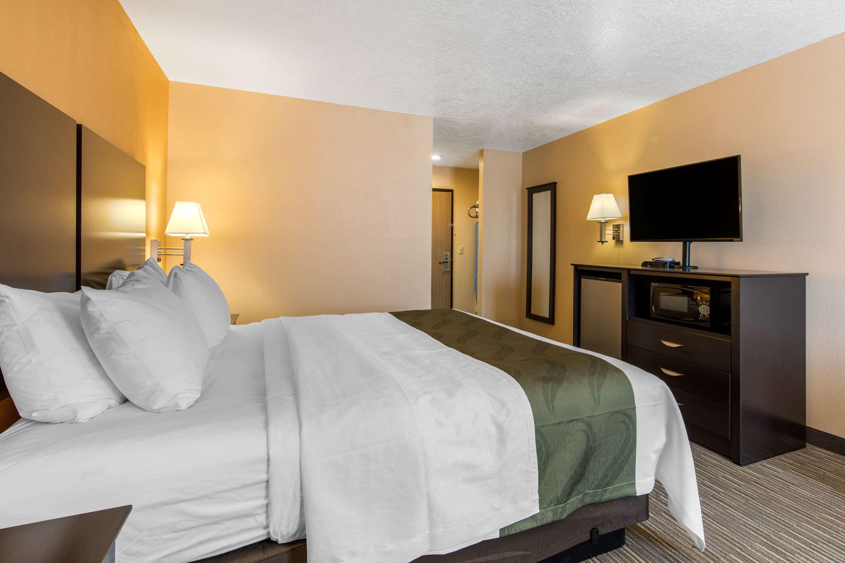 Quality Inn & Suites Albuquerque North Near Balloon Fiesta Park Kültér fotó