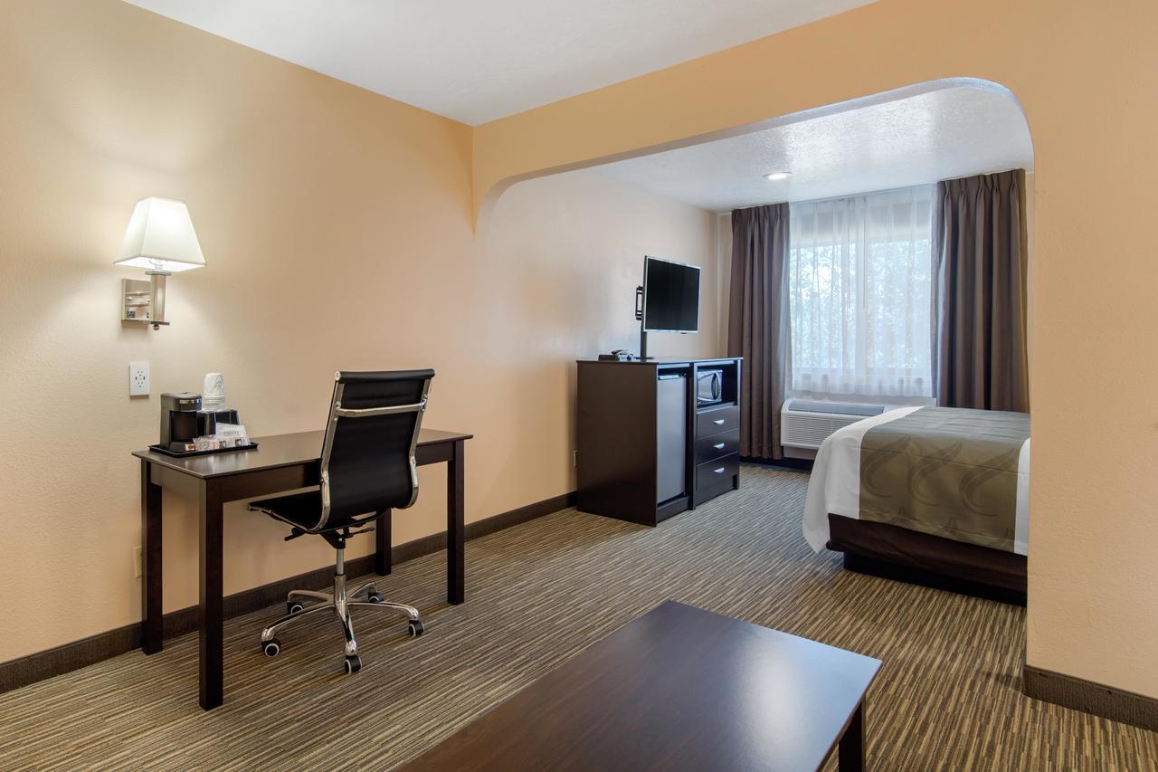 Quality Inn & Suites Albuquerque North Near Balloon Fiesta Park Kültér fotó